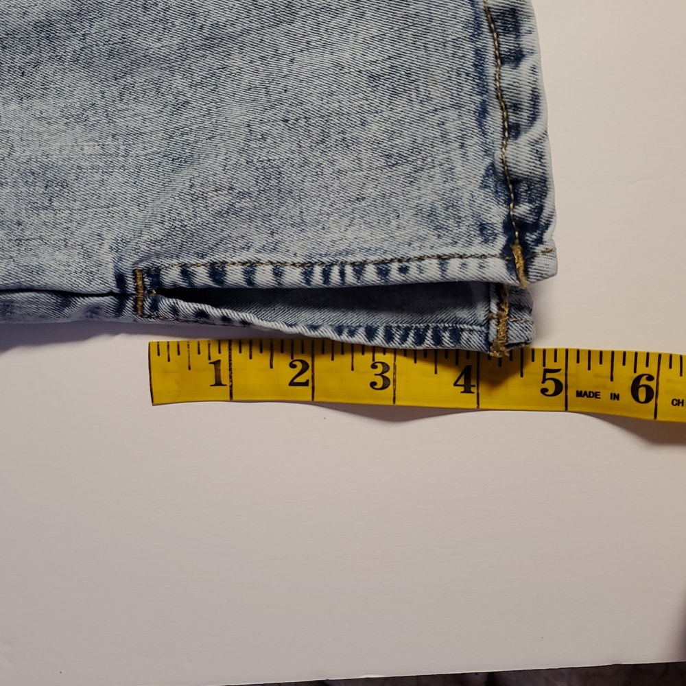 Girls Size 10 High Rise Jeans Butterfly Embroidered Light Blue Jeans Snap Front - Picture 7 of 12